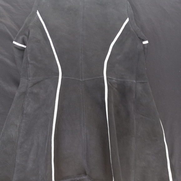 A one of a kind shearling - Picture 6 of 6